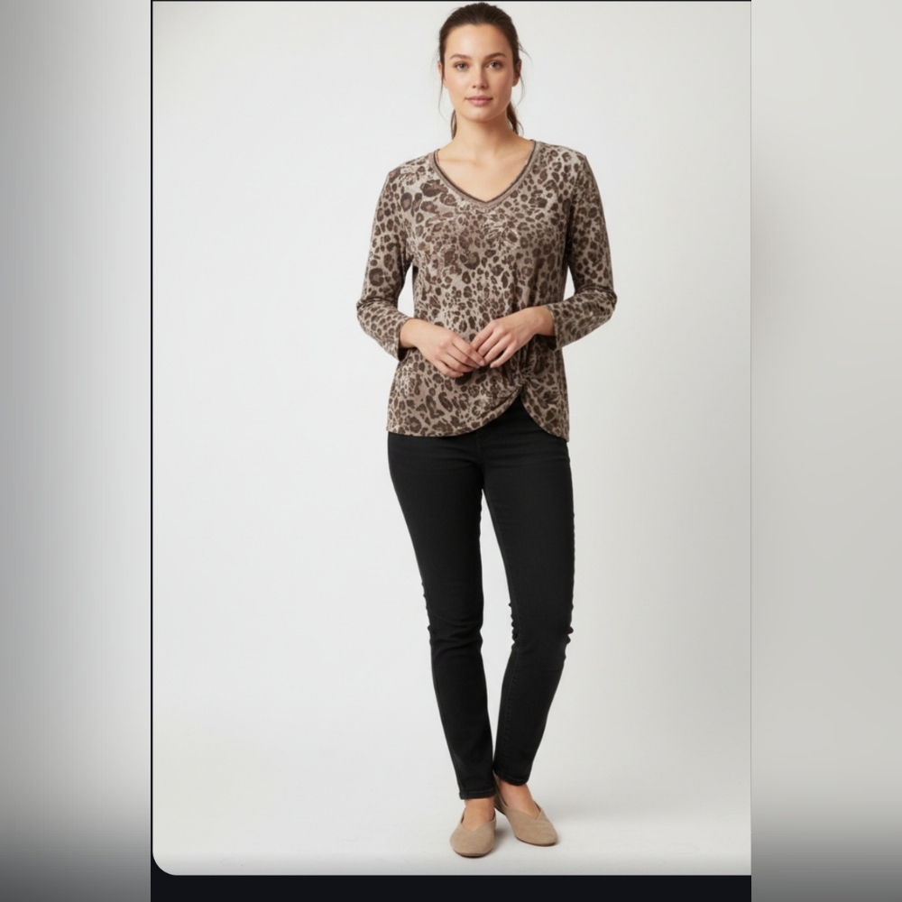 Democracy Brown Black  Leopard Print Long Sleeve Twist Front Top NWT Medium